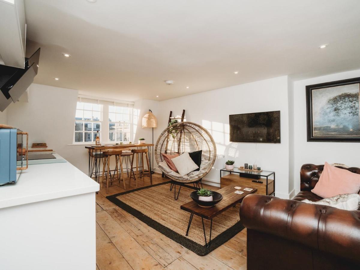 Pass The Keys Stylish 2 Bed Eco Flat In The Heart Of Bath Appartement Buitenkant foto