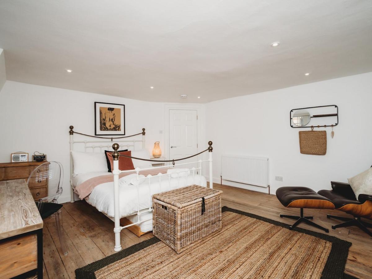 Pass The Keys Stylish 2 Bed Eco Flat In The Heart Of Bath Appartement Buitenkant foto