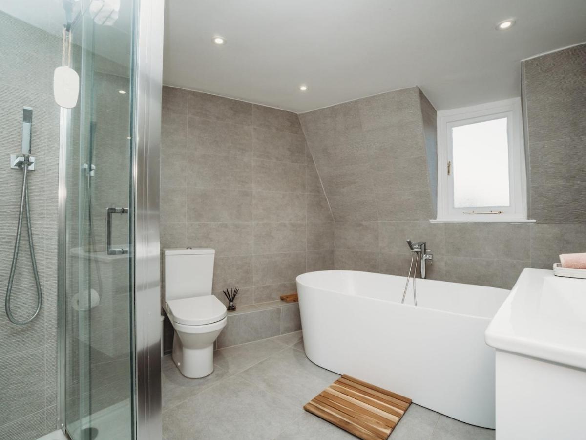 Pass The Keys Stylish 2 Bed Eco Flat In The Heart Of Bath Appartement Buitenkant foto